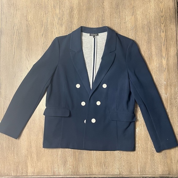 Nordstroms Top Shop Navy Blazer with white buttons and pockets size 8 - Picture 6 of 11